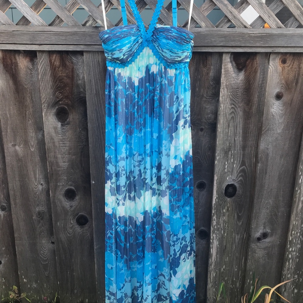 BCBG MaxAzria Blue Floral Prom Dress